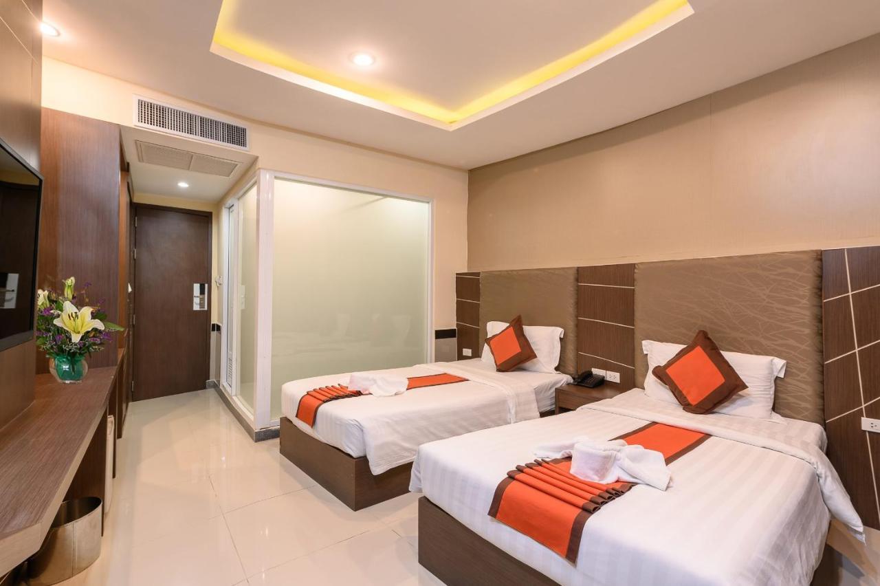 Ease Jomtien Hotel Exterior photo