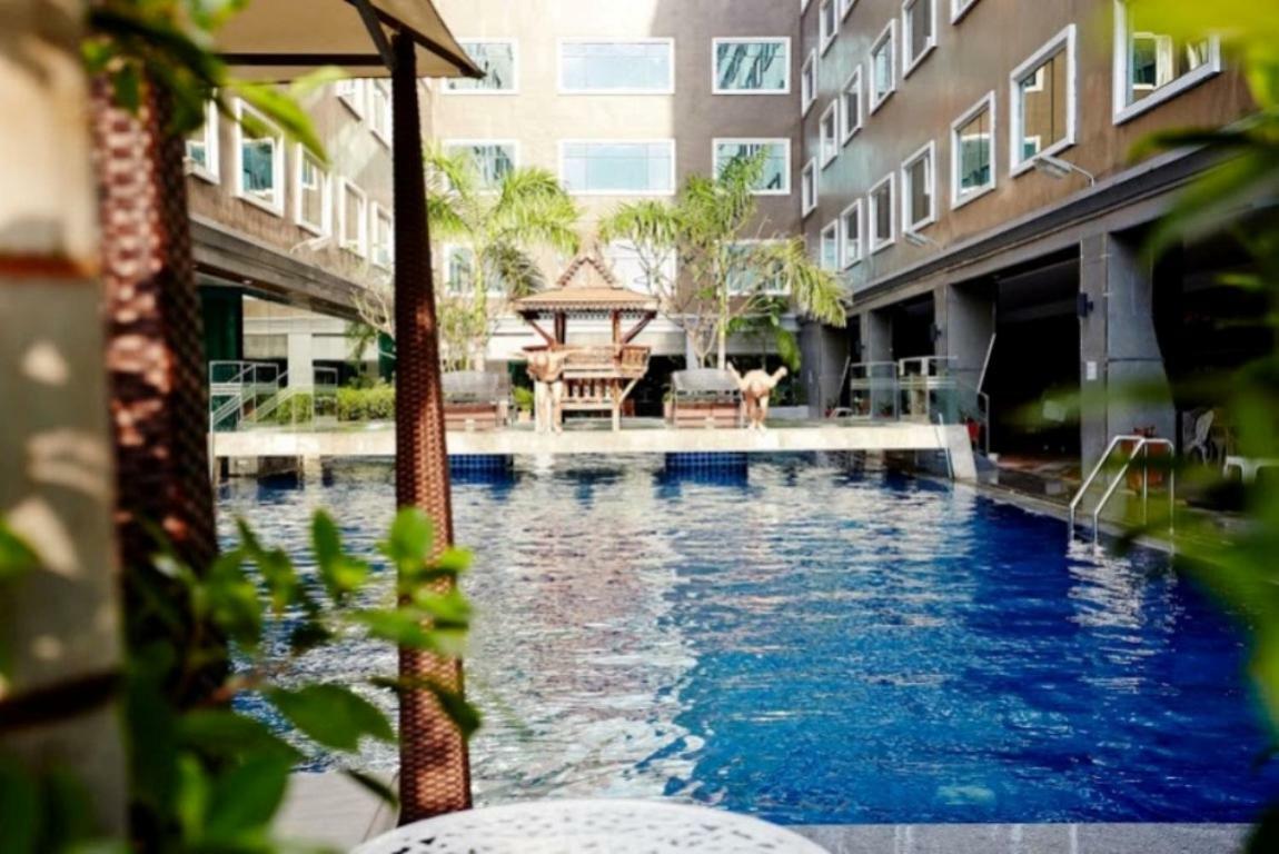 Ease Jomtien Hotel Exterior photo